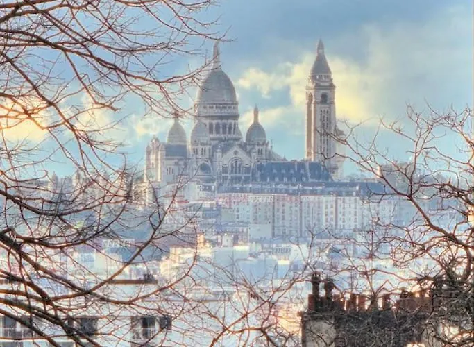 Rare Duplex Au Sommet De Montmartre