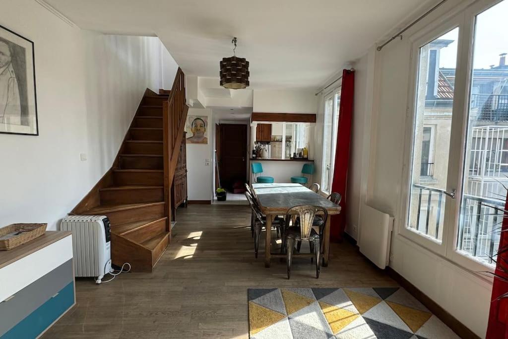 Rare Duplex Au Sommet De Montmartre *