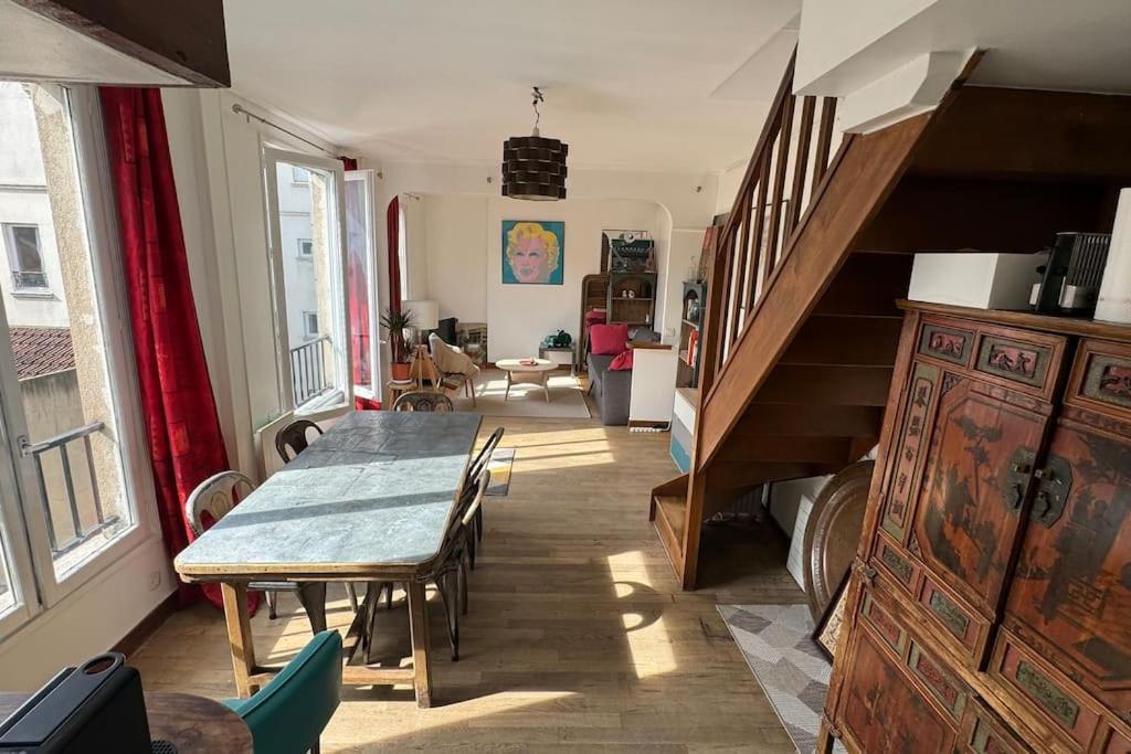 Rare Duplex Au Sommet De Montmartre Apartment *